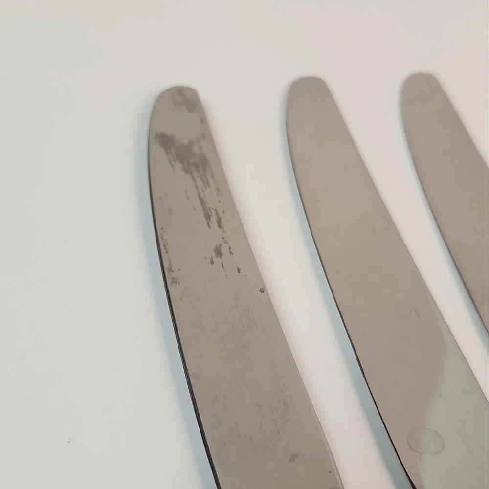 Wm A Rogers Oneida Harmony 1938 Silverplate Dinner Knives x 4 VTG